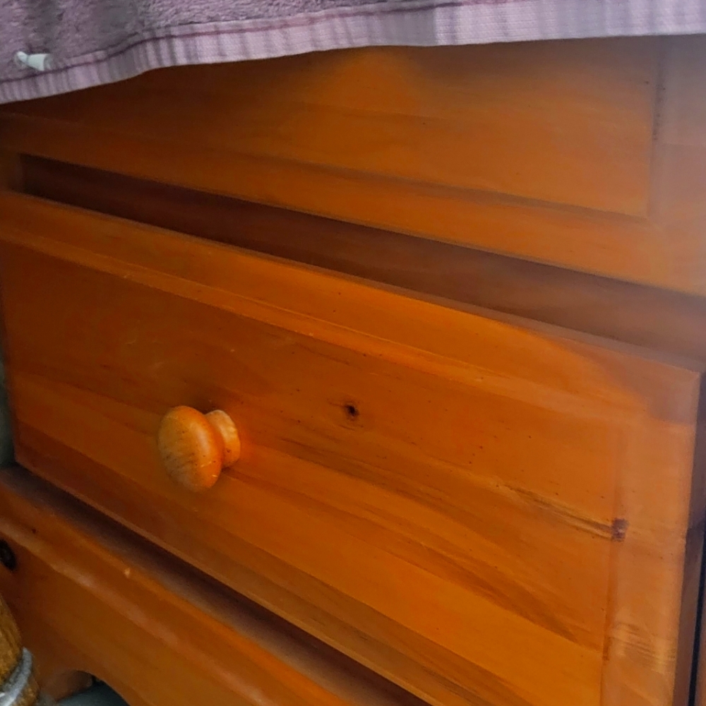 Light Brown Lamp side with 2 drawers!